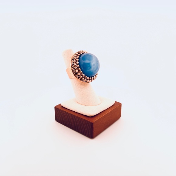 Signed Lenora Dame Blue Cabochon Statement Ring - Picture 3 of 9